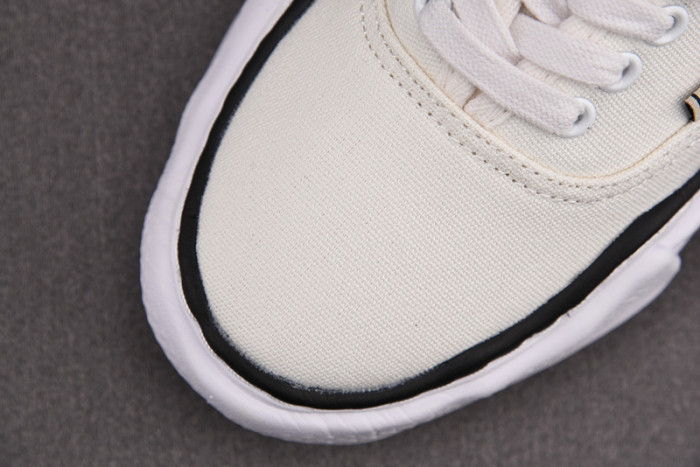 Ma1s0n MIHARA YASUHIRO SNEAKER