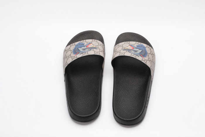 Gu66 SLIPPERS