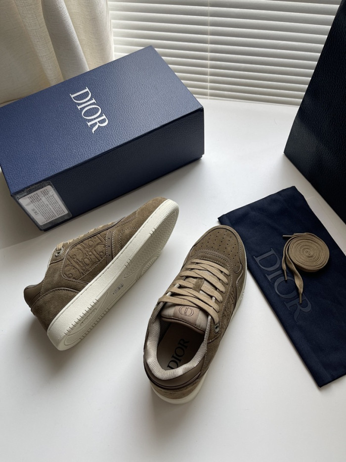 D10R B27 Sneaker