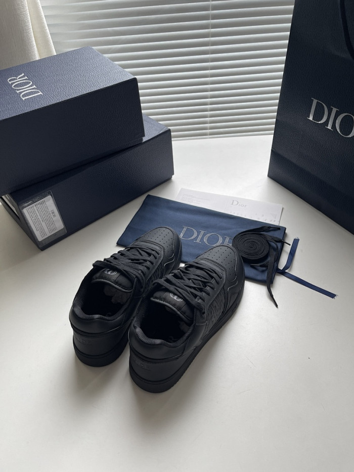 D10R B27 Sneaker