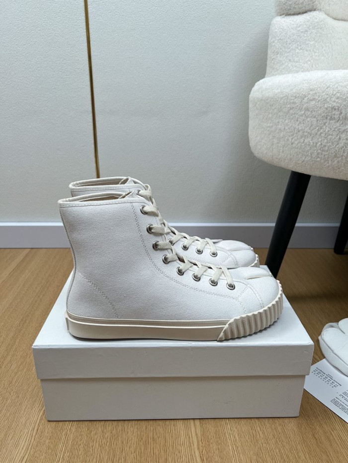 Ma1s0n Marg*e1a Tabi High Top