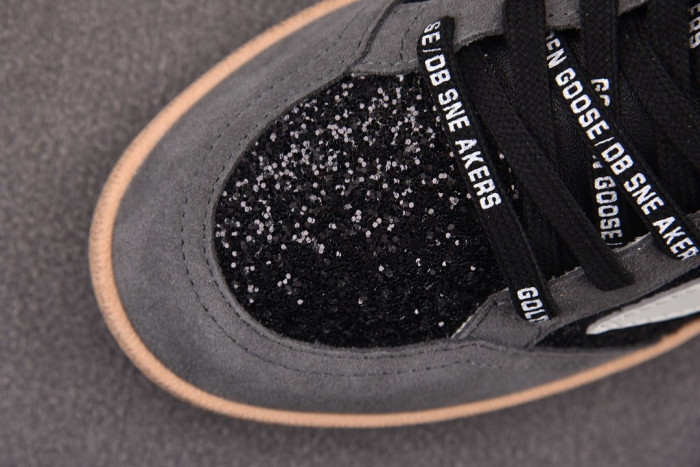 GGDB Low-Top Shoes