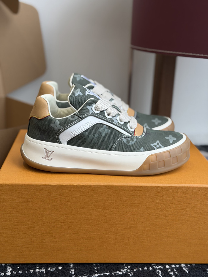 Lou1su1tt Tilted Sneaker