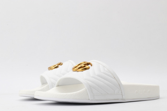 Gu66 SLIPPERS