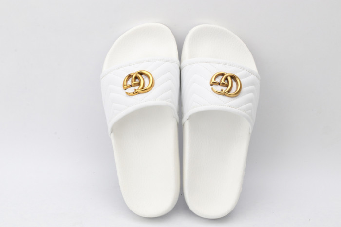 Gu66 SLIPPERS