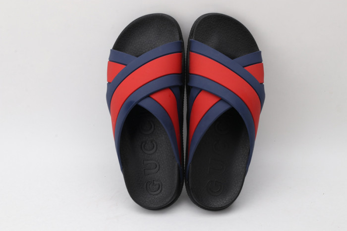 Gu66 SLIPPERS