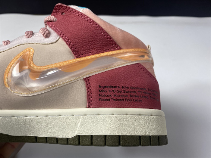Social Status x NIKE SB Dunk High Pro DJ1173-600