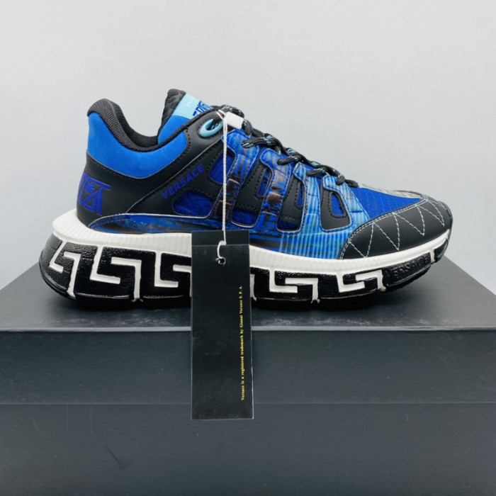 VERS SNEAKERS