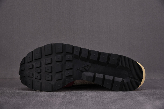 Nike Vaporwaffle sacai Villain Red Neptune Green DD3035-200