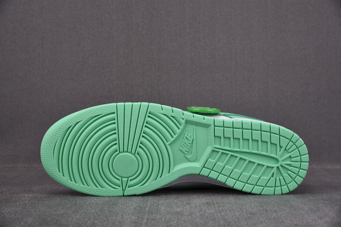 Nike Dunk Low Green Glow (W) DD1503-105