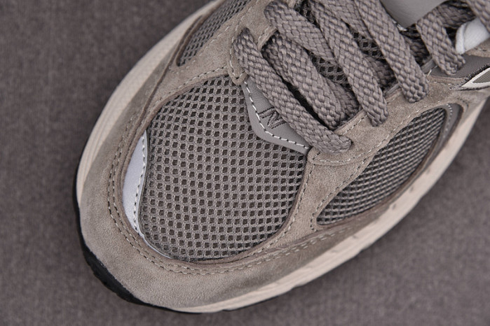 N3W BLANCE SNEAKER