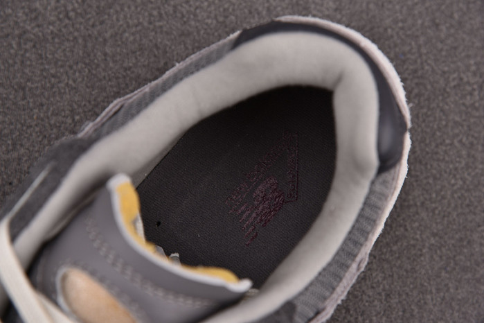 N3W BLANCE SNEAKER