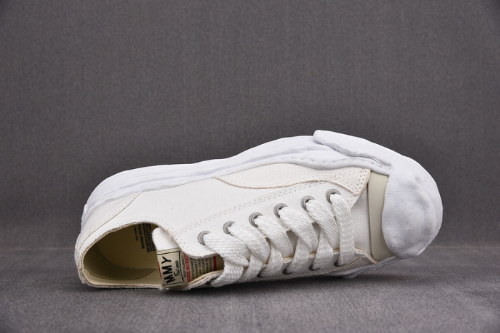 MAISON MIHARA YASUHIRO SNEAKER