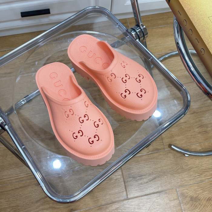 Gu66 SLIPPERS