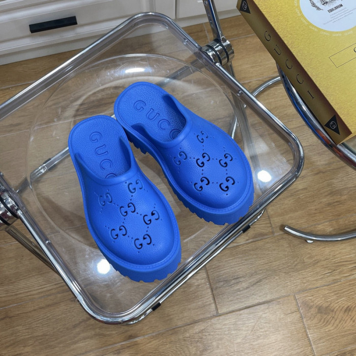 Gu66 SLIPPERS