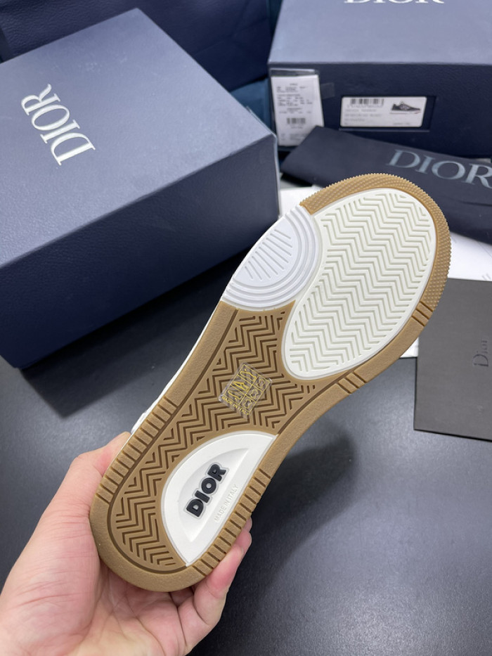 D10R B27 Sneaker