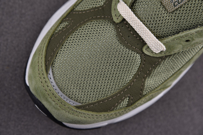 N3W BLANCE SNEAKER