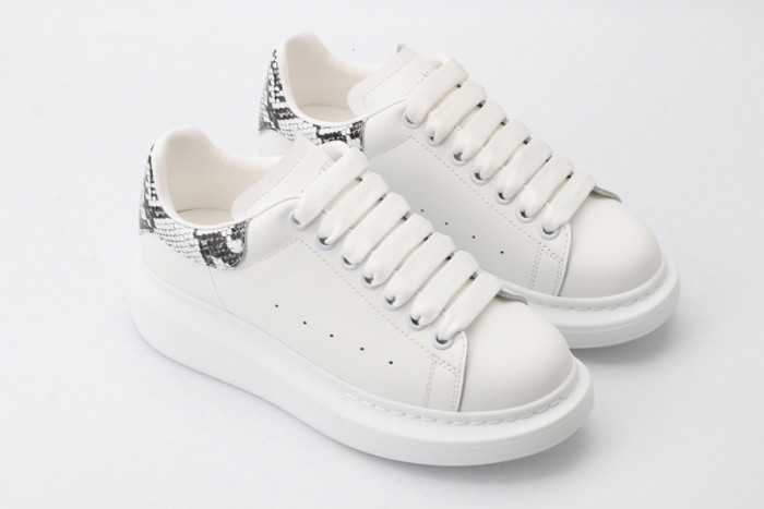 MQ Sneakers