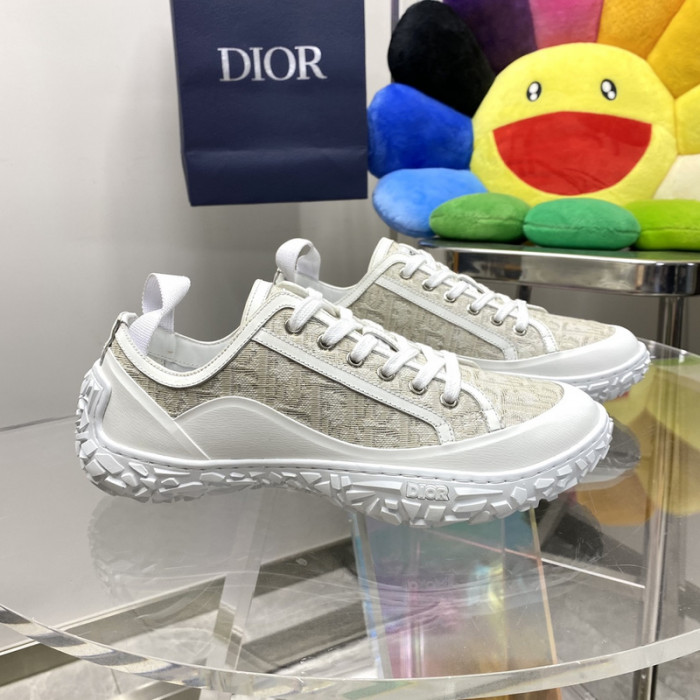 D10R SNEAKER
