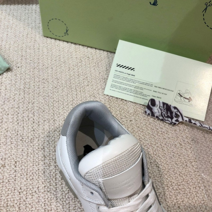 OFW SNEAKER