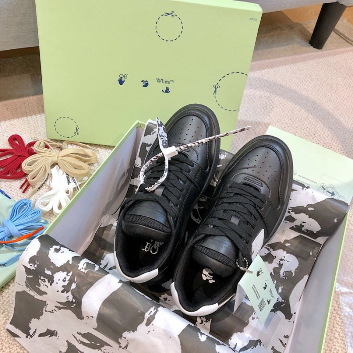 OFW SNEAKER