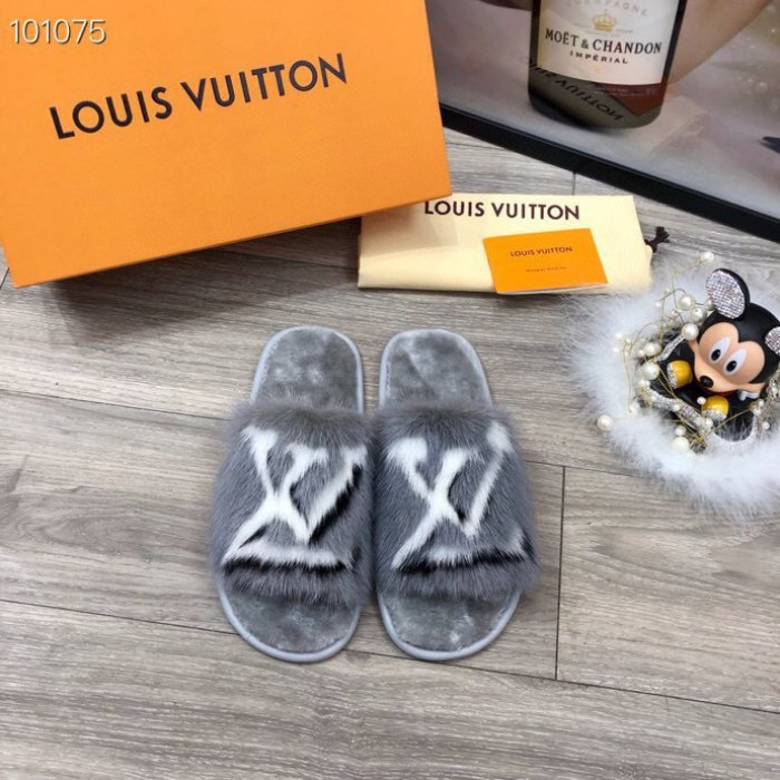 Lou1su1tt slides
