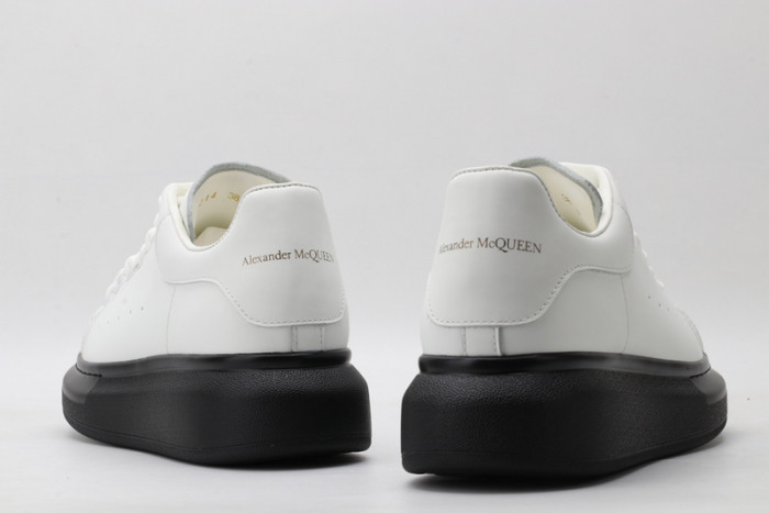 MQ Sneakers