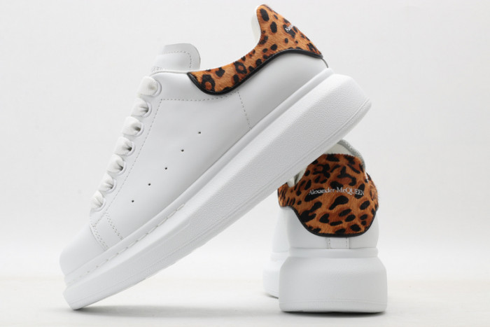 MQ Sneakers