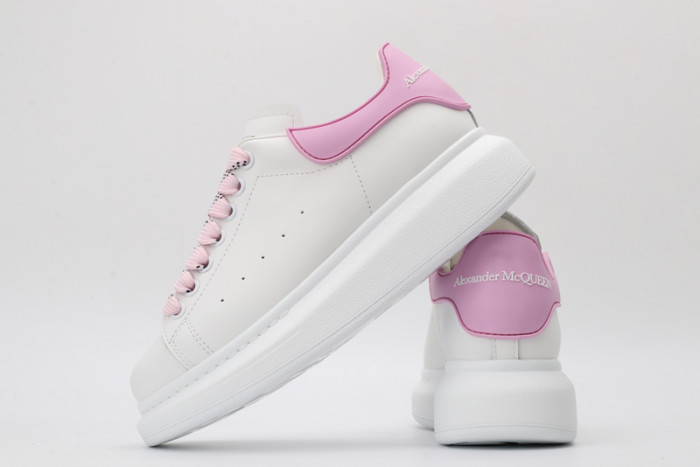MQ Sneakers