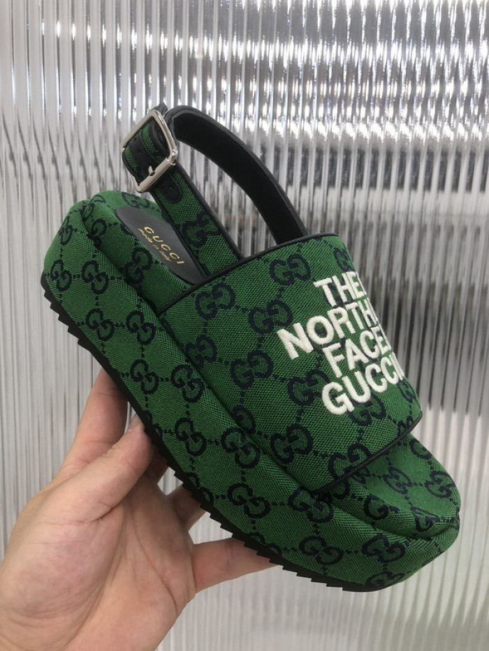 Gu66 SLIPPERS