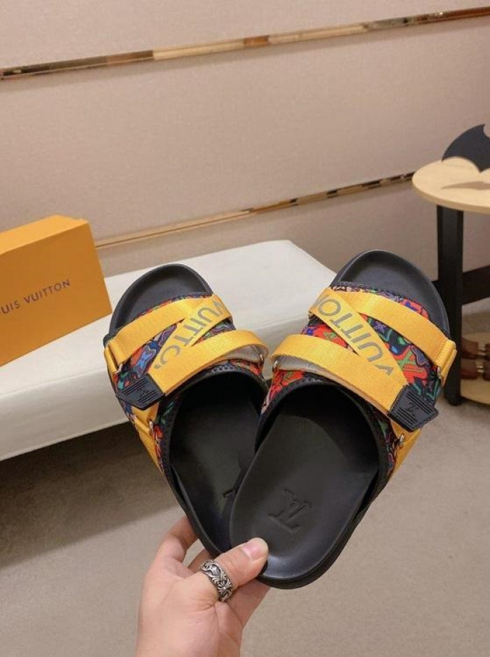 Lou1su1tt slides