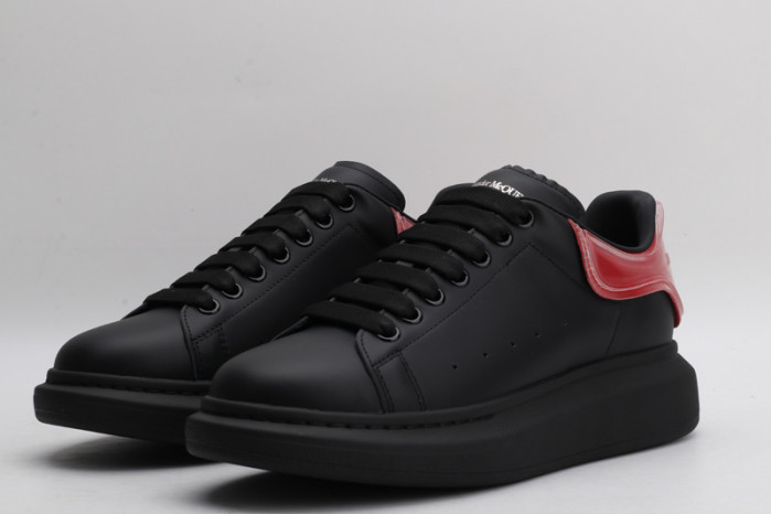 MQ Sneakers