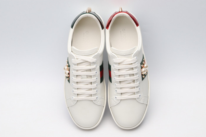 Gu66 Ace Embroidered Low-Top Sneaker