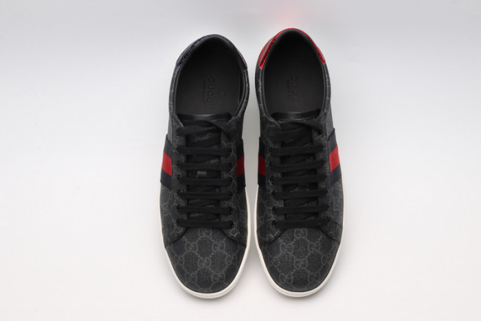 Gu66 Ace Embroidered Low-Top Sneaker