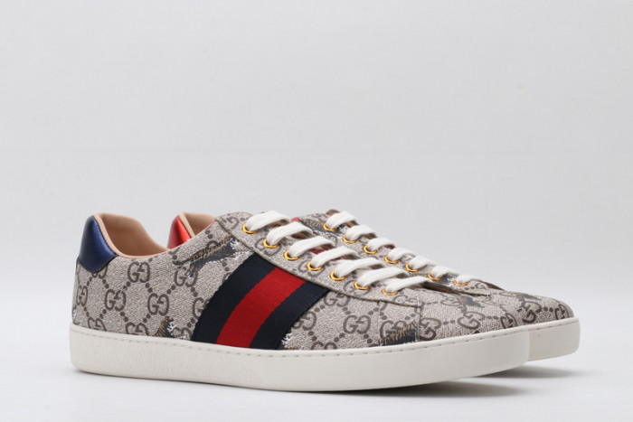 Gu66 Ace Embroidered Low-Top Sneaker