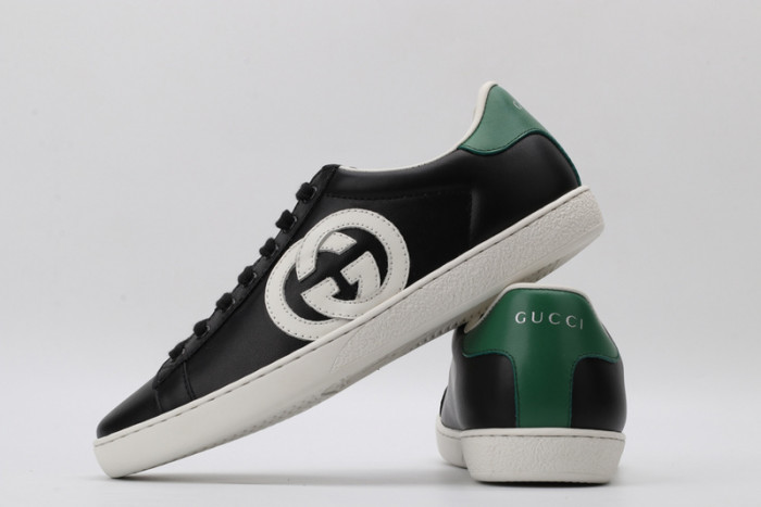 Gu66 Ace Embroidered Low-Top Sneaker