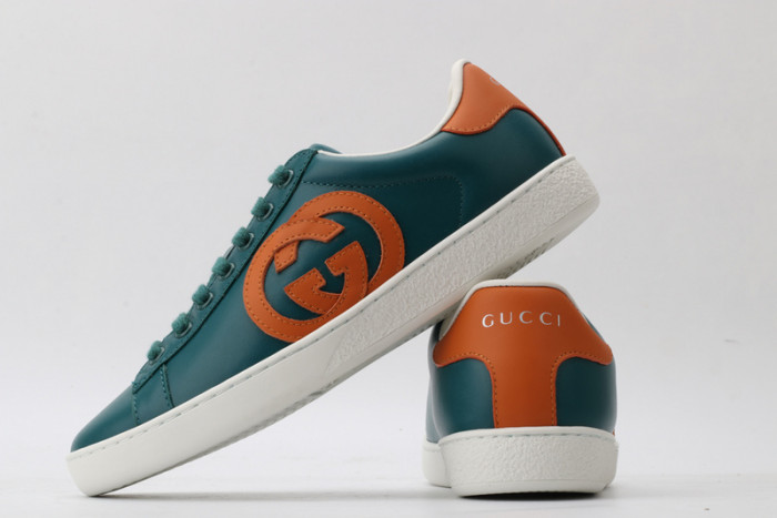 Gu66 Ace Embroidered Low-Top Sneaker