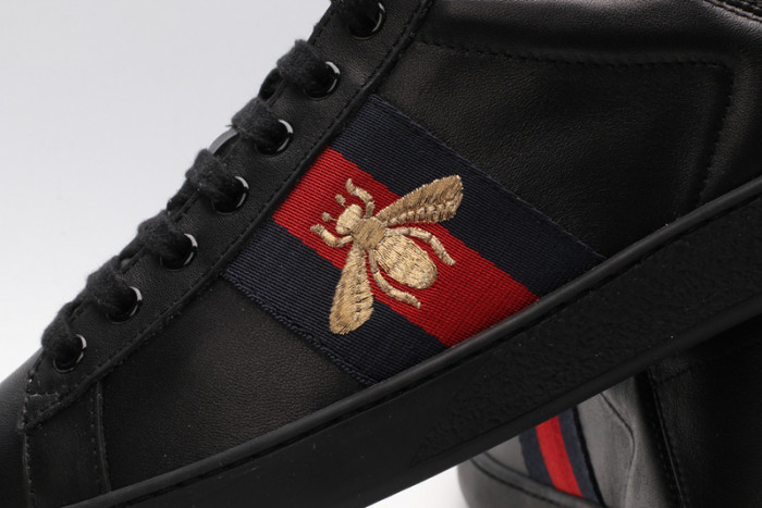 Gu66 Ace Embroidered Low-Top Sneaker