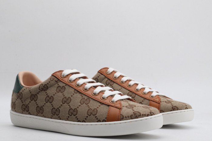 Gu66 Ace Embroidered Low-Top Sneaker