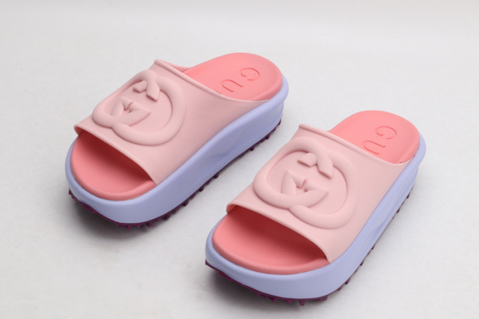 Gu66 SLIPPERS