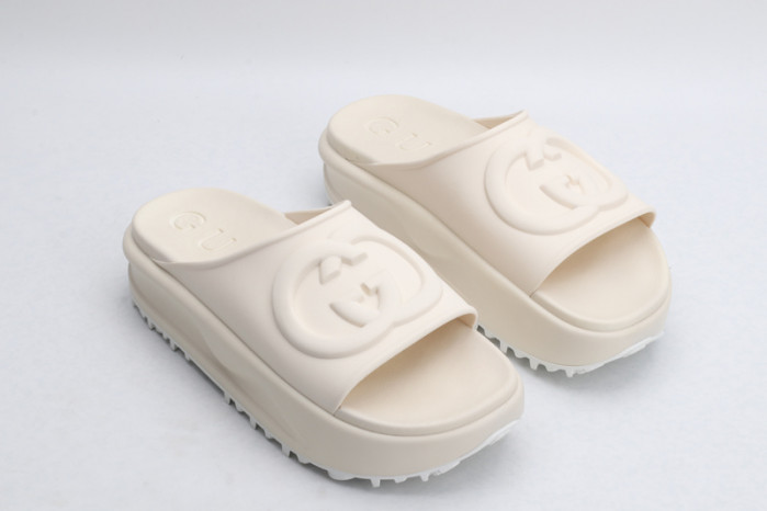 Gu66 SLIPPERS
