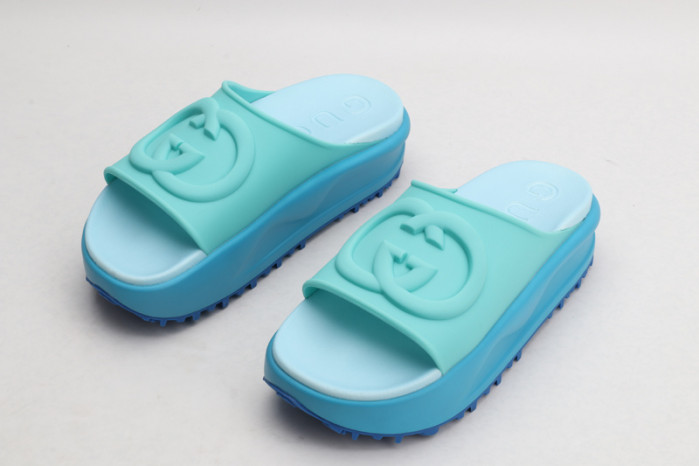 Gu66 SLIPPERS