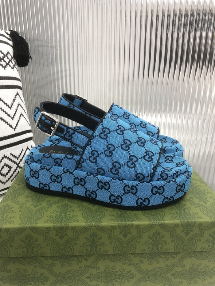 Gu66 SLIPPERS