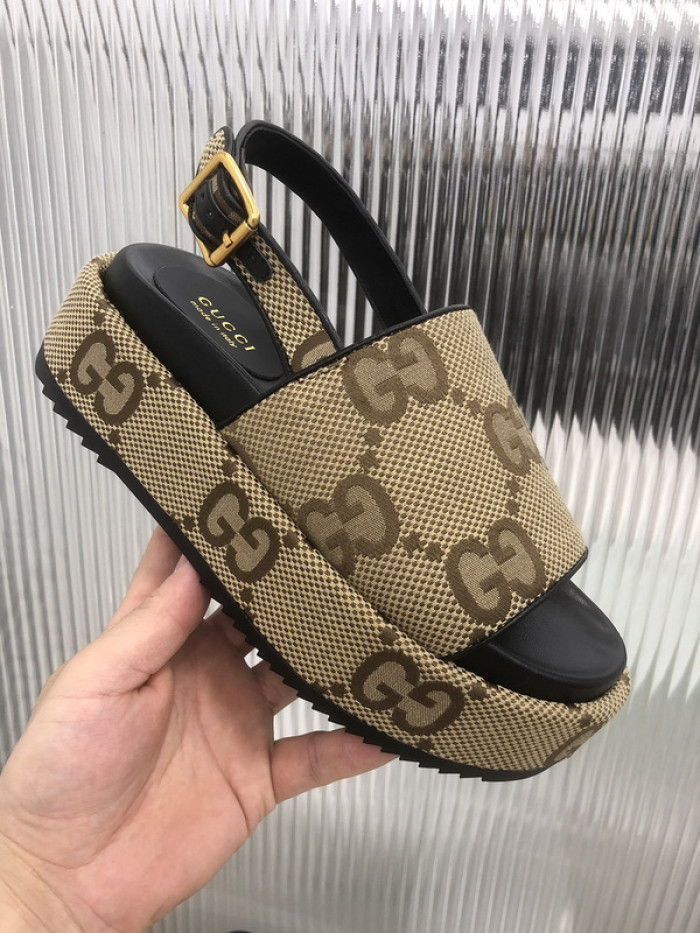 Gu66 SLIPPERS
