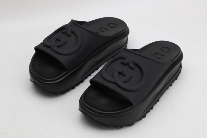 Gu66 SLIPPERS