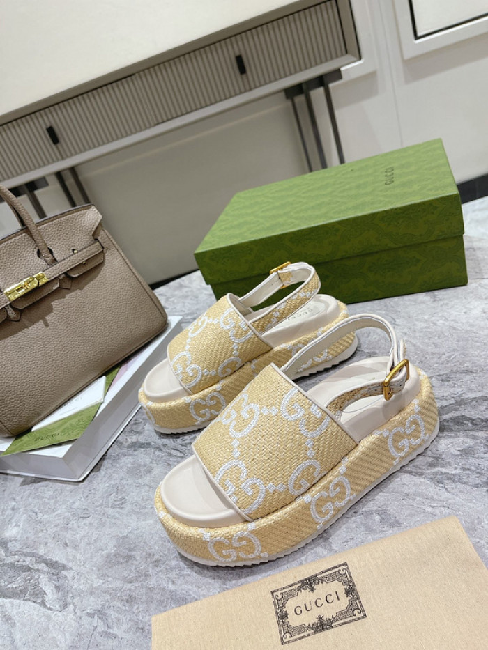 Gu66 SLIPPERS