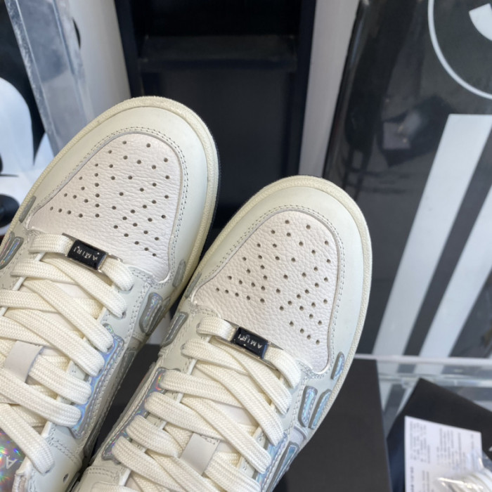 AM1R1 Skel Top Low