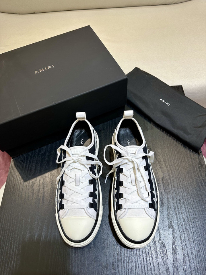 AM1R1 Skel Top Low