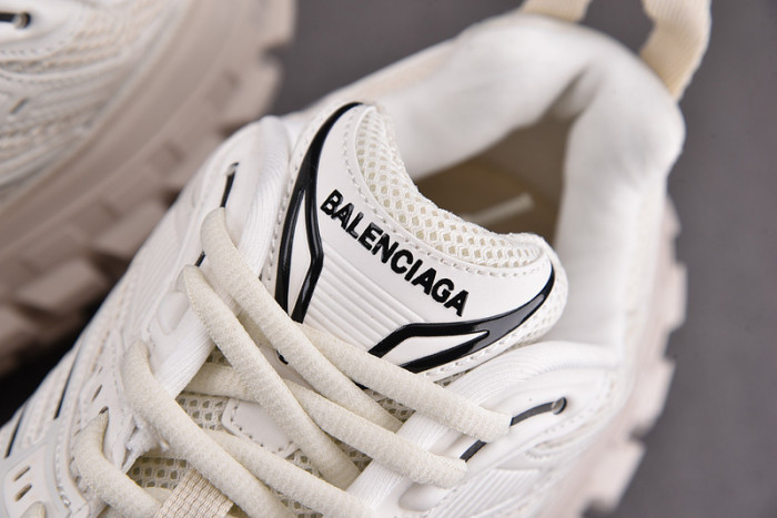 BLCG DEFENDER RUBBER PLATFORM SNEAKERS 685611 W2RA6 9000