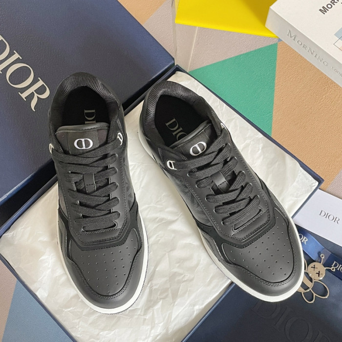 D10R B27 Sneaker